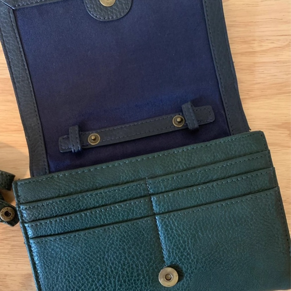 Leather clutch wallet